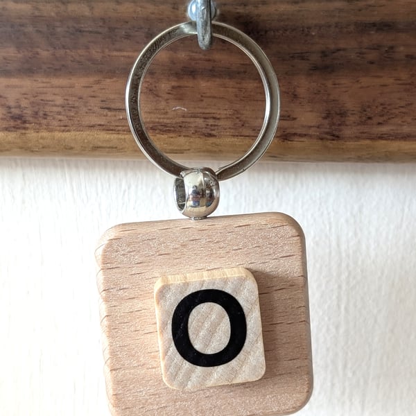 Alphabet letter tile wooden keyring - bagcharm - O