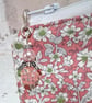 DITSY FLOWERS AND LACE PATCHWORK COSMETIC BAG - Image 5