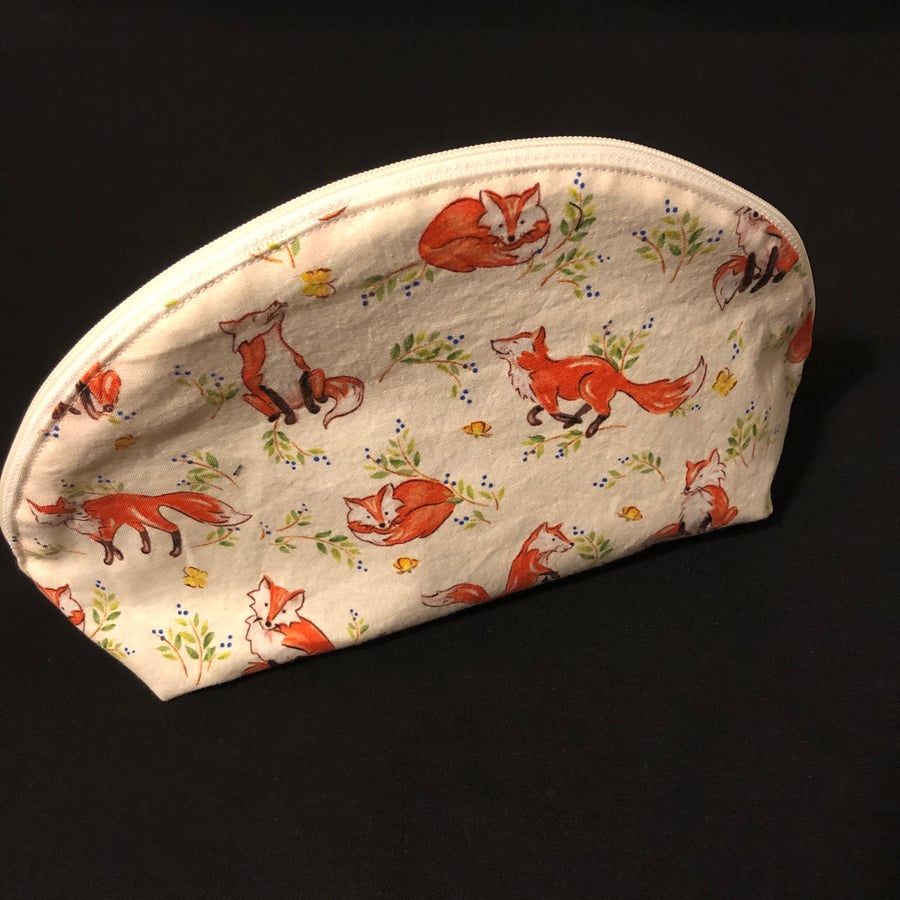 Handmade Fox Zip Bag – Fully Opening Cotton Pouch