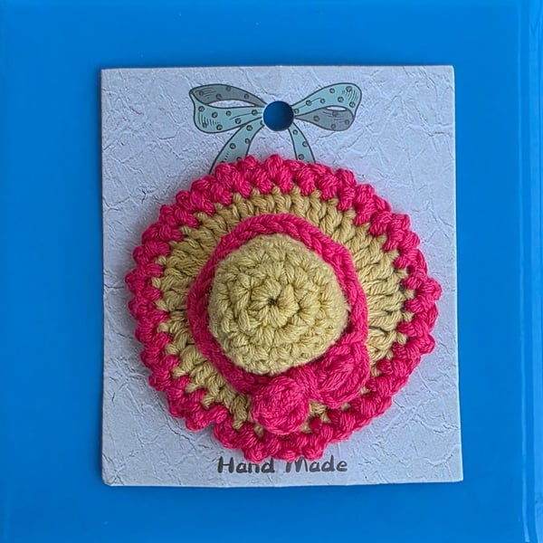 Crochet hat hair clip