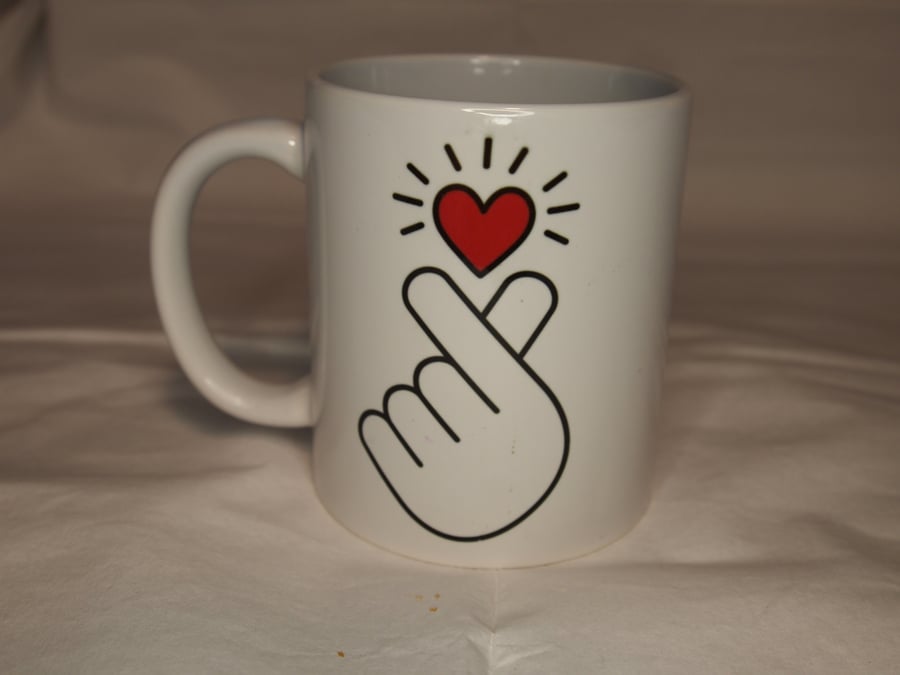 K-Pop Finger Heart Mug