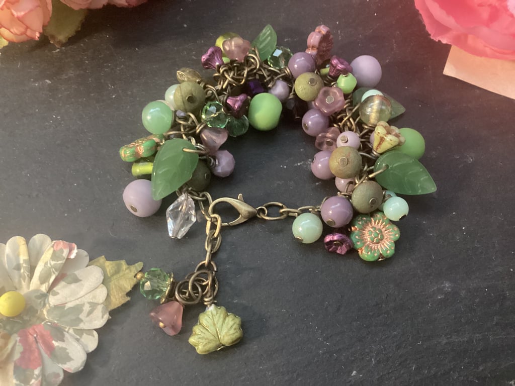 Beautiful glass beaded lilac and green adjustable charm bracelet 