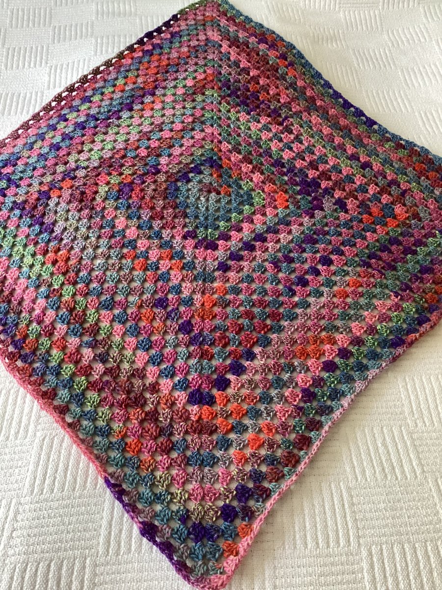 CROCHET BLANKET HANDMADE IN MULTICOLOURED YARN APPROX 30x30" or 77x77cm