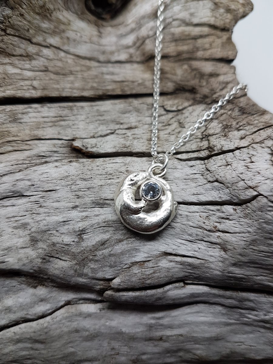 Aquamarine Otter Small