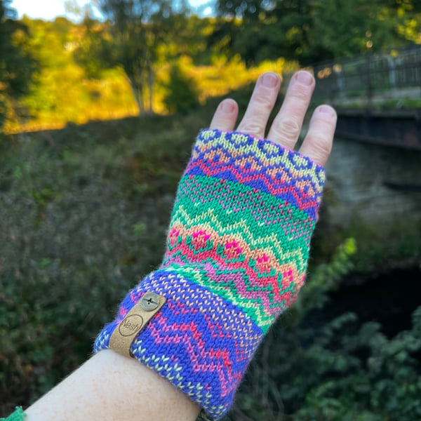 Blue and green knitted fairisle wrist warmers super seconds festival