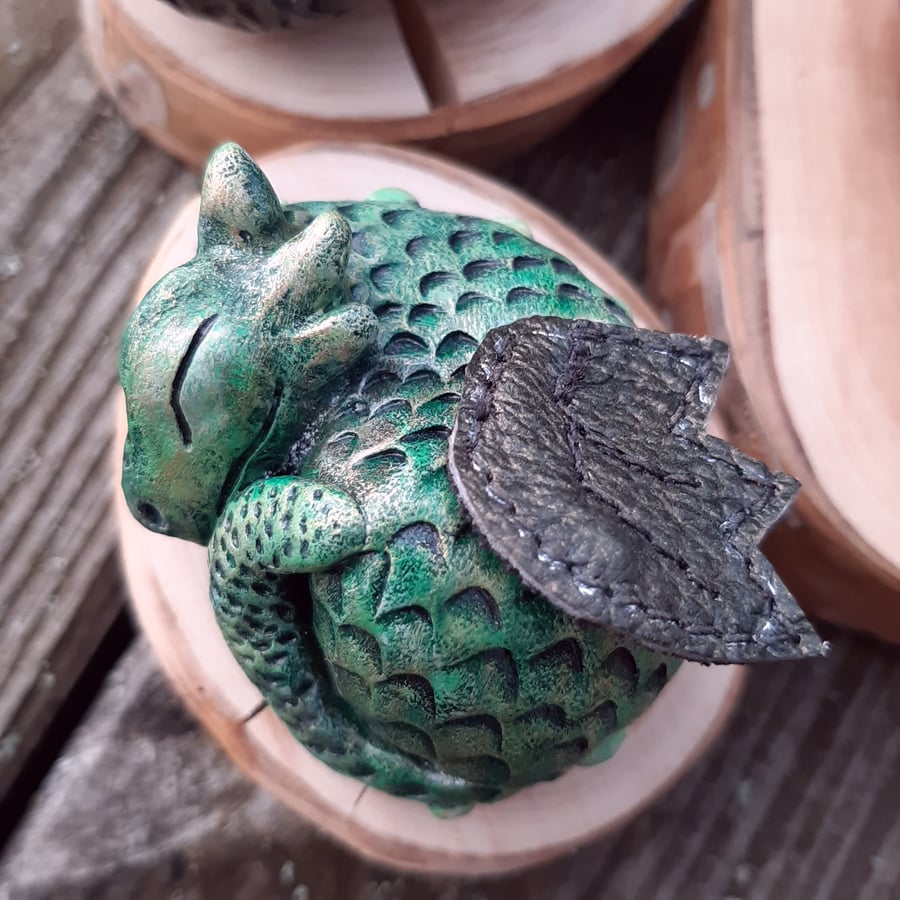 Green Sleeping Dragon