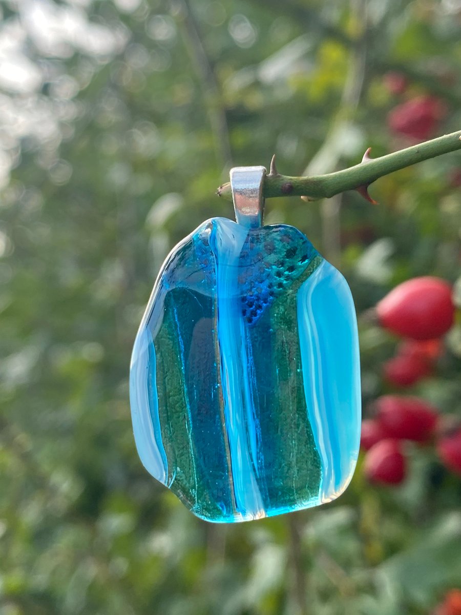 Ocean blue strata fused glass pendant 