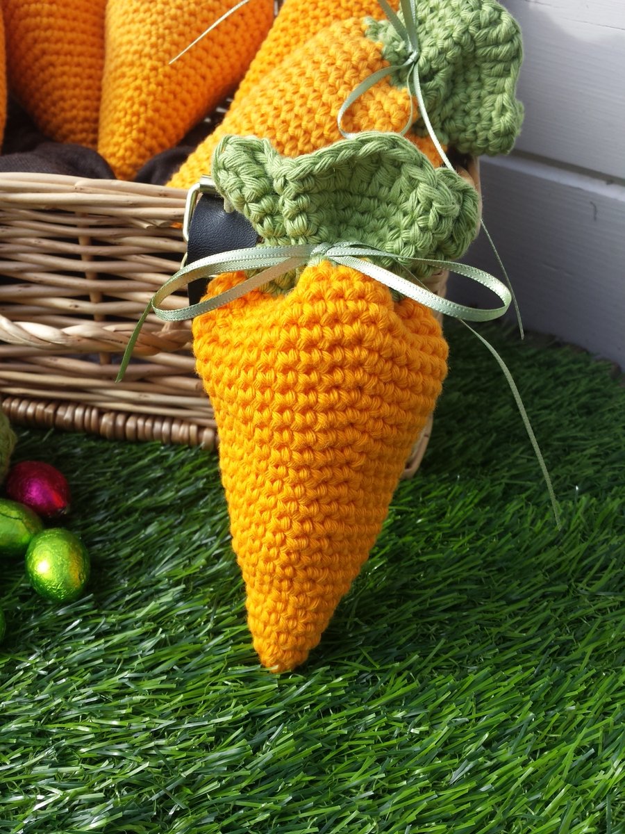 Easter Carrot Treat Bags - Crochet Gift Bags