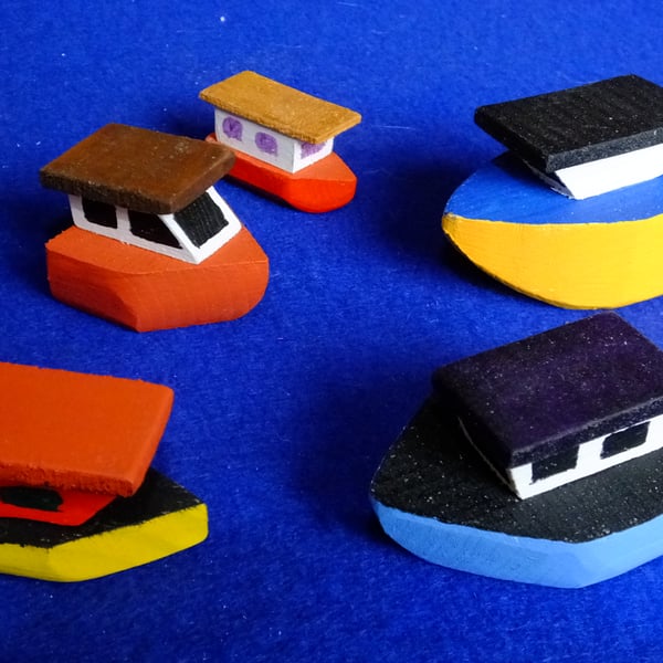 5 little wooden fishing boats for children to play with using imaginative fun 