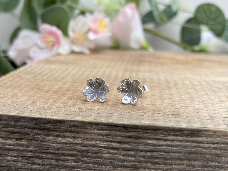 NEW Silver Blossom Stud Earrings