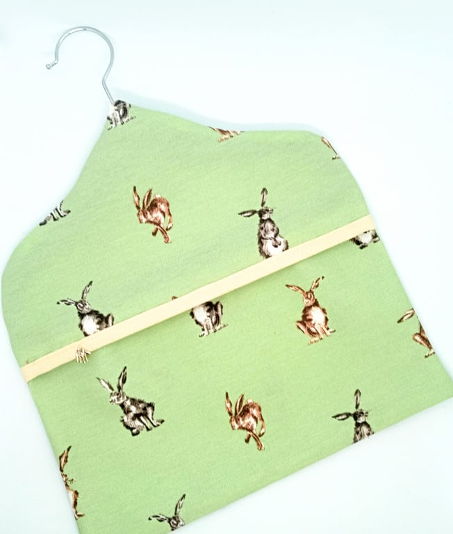 Hares Peg bag 21K