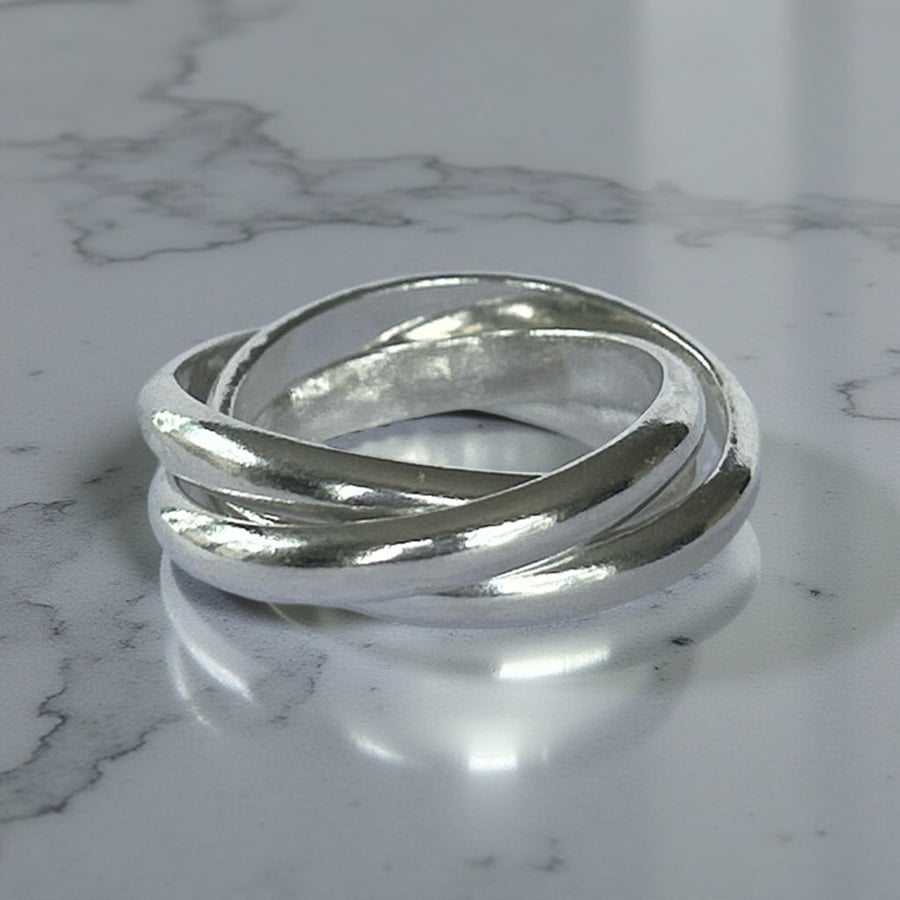 Silver Russian Interlocking Rings