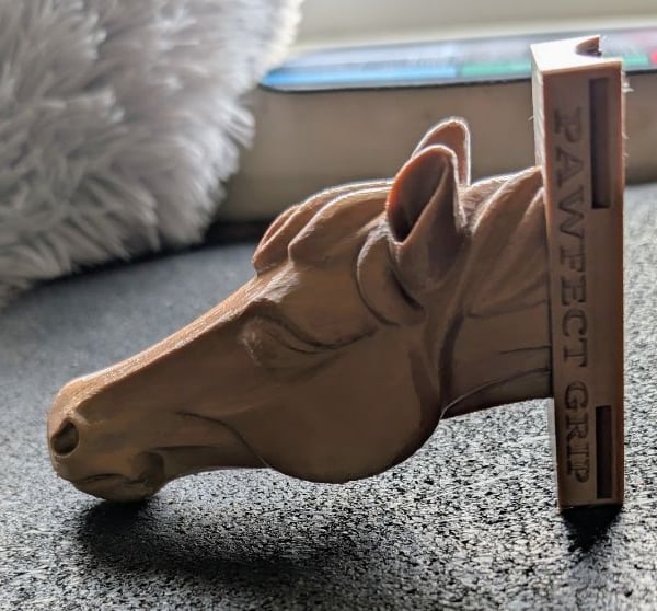 Pawfect Grip Horse Head 3d Printed dryer Hose handle
