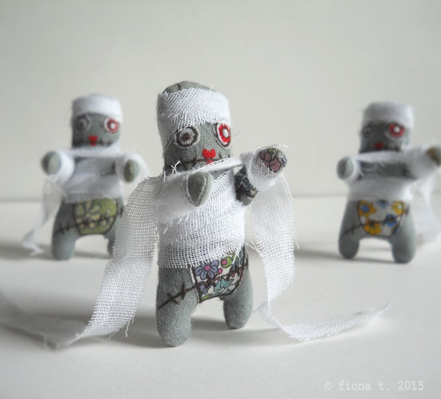 miniature freehand embroidery zombie mummy