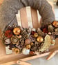 Luxury gold fabric Christmas wreath tweed floral wall hanging mantel piece - Image 6