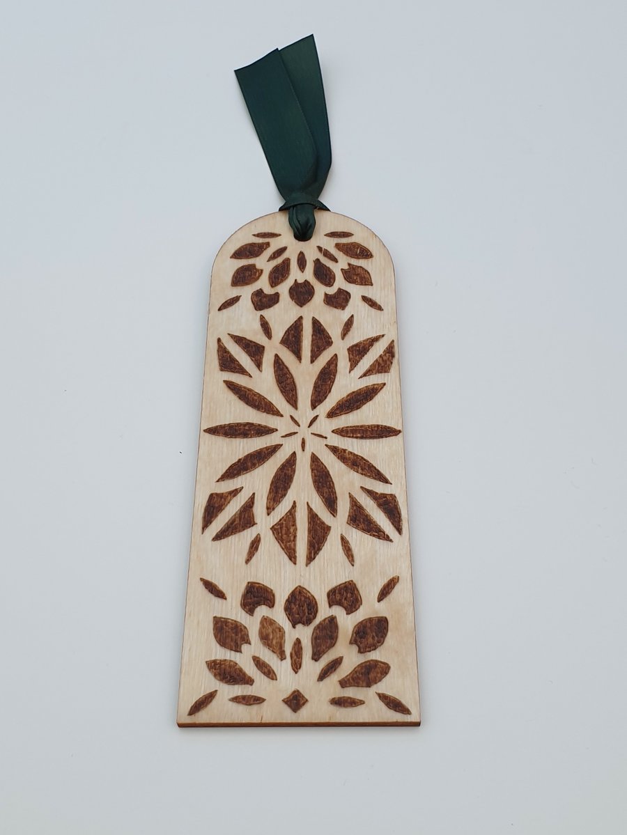Wooden bookmark, pyrography pattern booklover gift