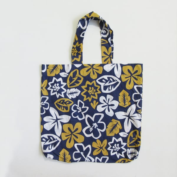 Hawaiian Beach Bag in Quick Dry Fabric. One-of-a-kind. Blue Print 