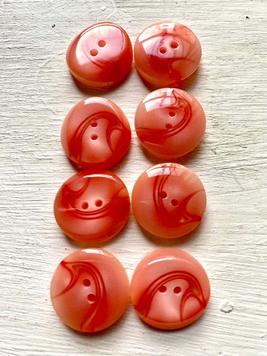 Set of 8 vintage peachy pink buttons 