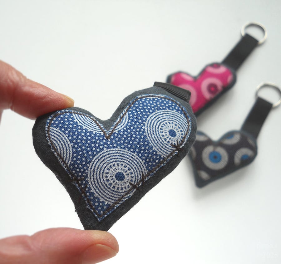 applique embroidered heart keyring key fob hanging decoration  BLACK BLUE WHITE