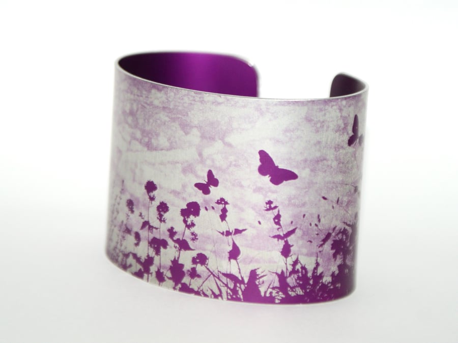 Summer hedgerow cuff