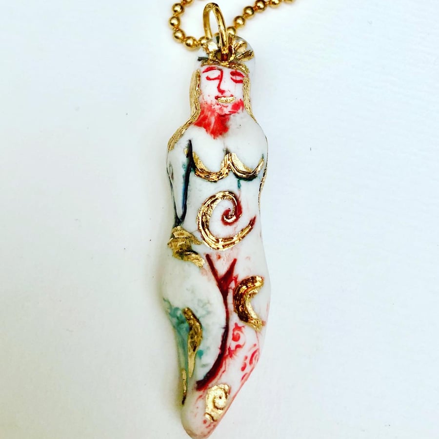 Goddess. Necklace in vegan porcelain 