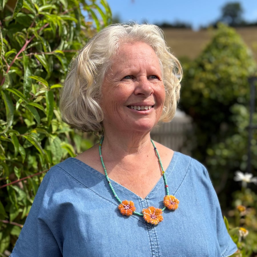 Liz Thomas Handicrafter