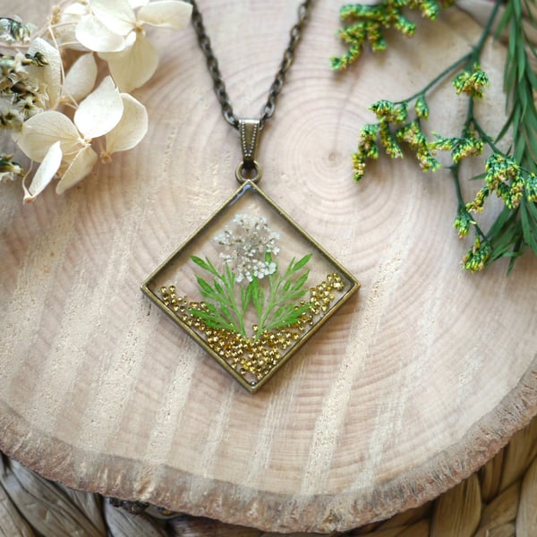 Real Dried Flowers and Resin Pendant Necklace