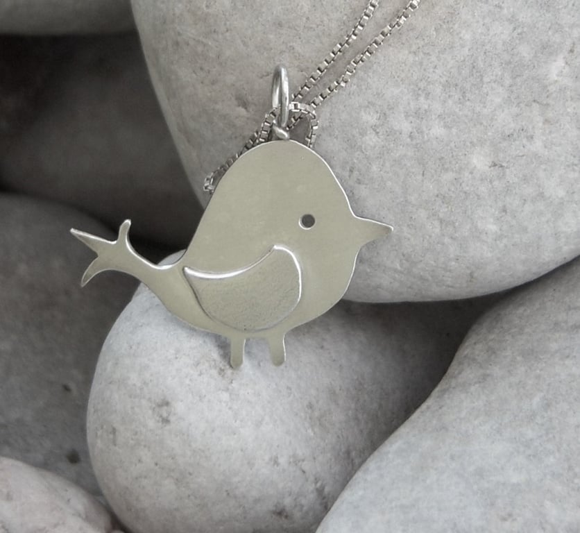 Bird pendant in sterling silver