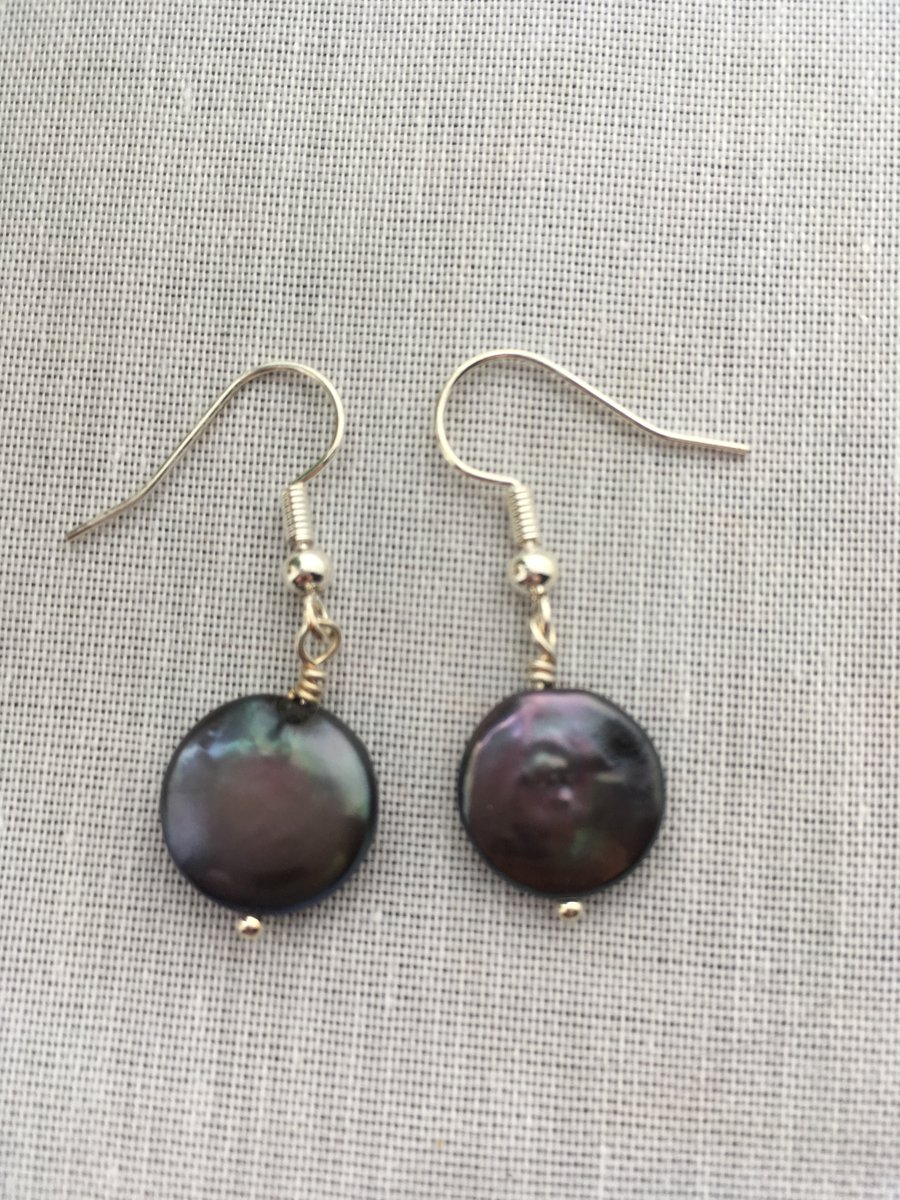 Black coin freshwater pearl earrings - made in Scotland.