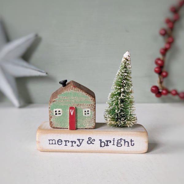Little Wooden Handmade House in a Bag with Christmas Tree 'Merry & Bright' 