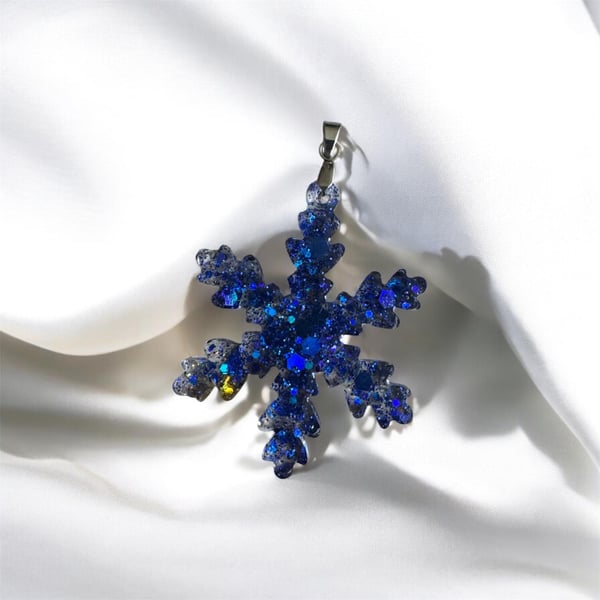 Glitter Christmas snowflake Necklace Resin Pendant with Cord or Stainless Steel 