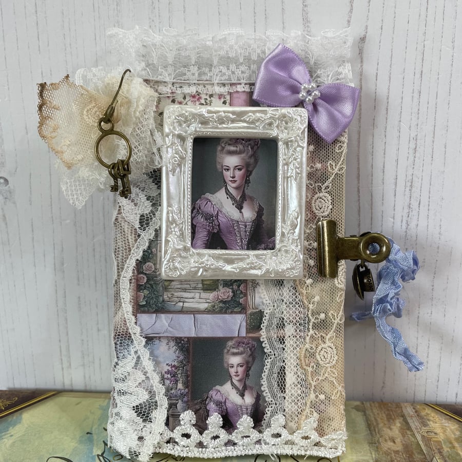 Library - Mini Journal - Jardin Royale  by Carolee Crafts  PB11 - 0011