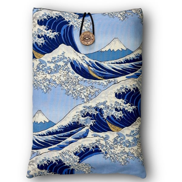 Great Wave Book Sleeve – Japanese Cotton Book Protector with Coconut Button