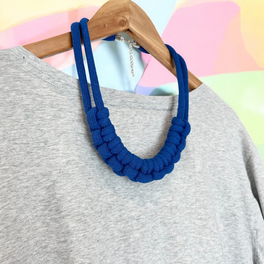 Handmade Hitch Knot Macrame Necklace – Chunky Cotton Statement Piece