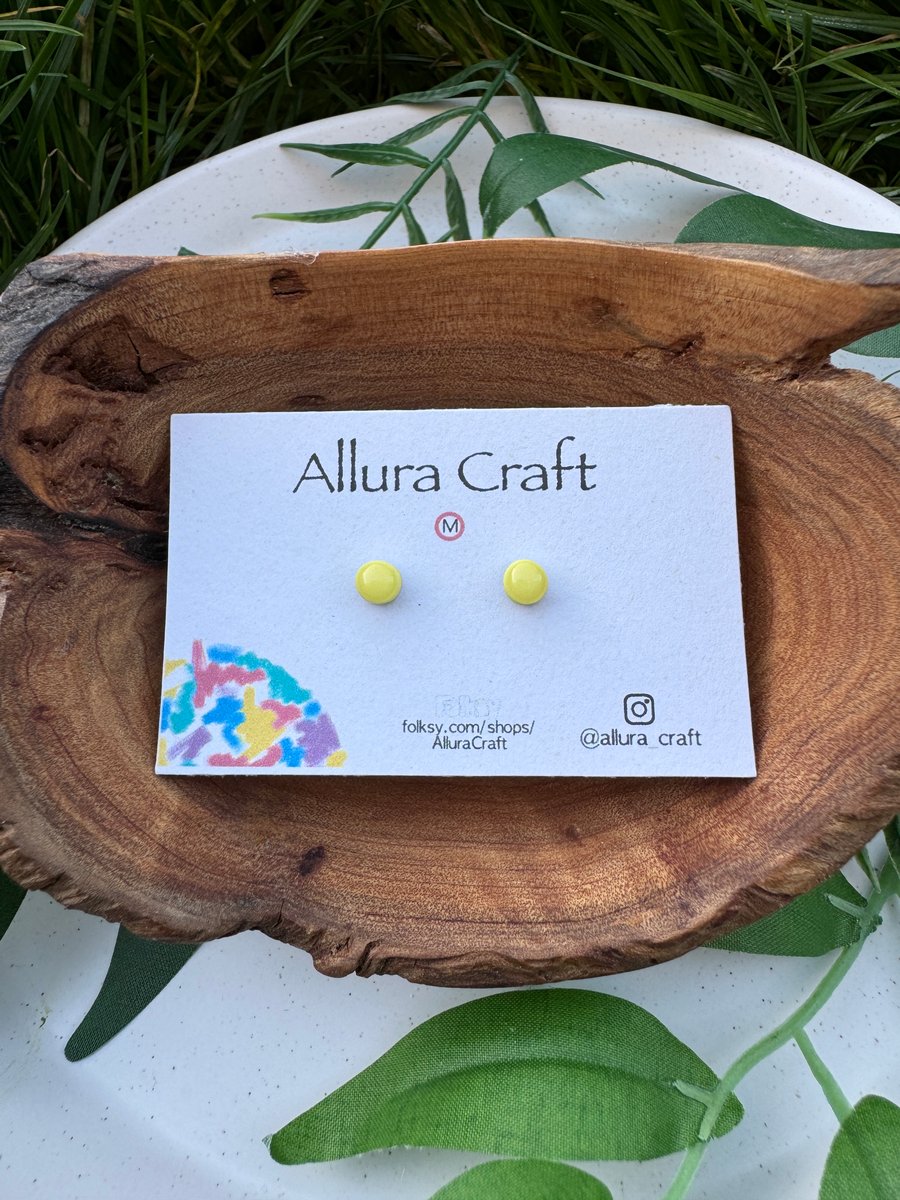  Pastel Yellow Circle Studs - Micro