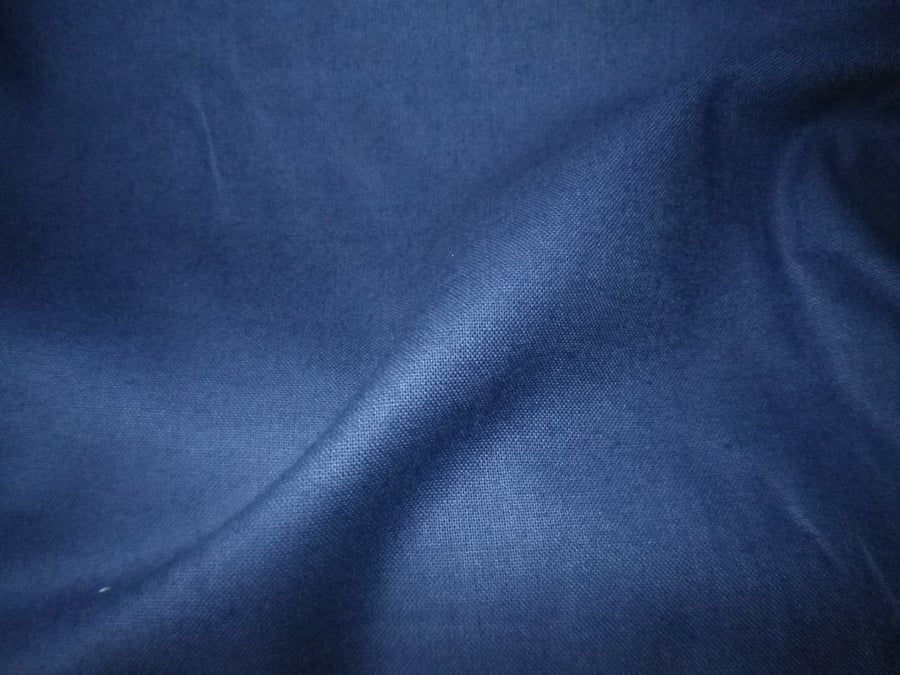 2m blue midweight cotton  fabric, nice handle, free UK shipping