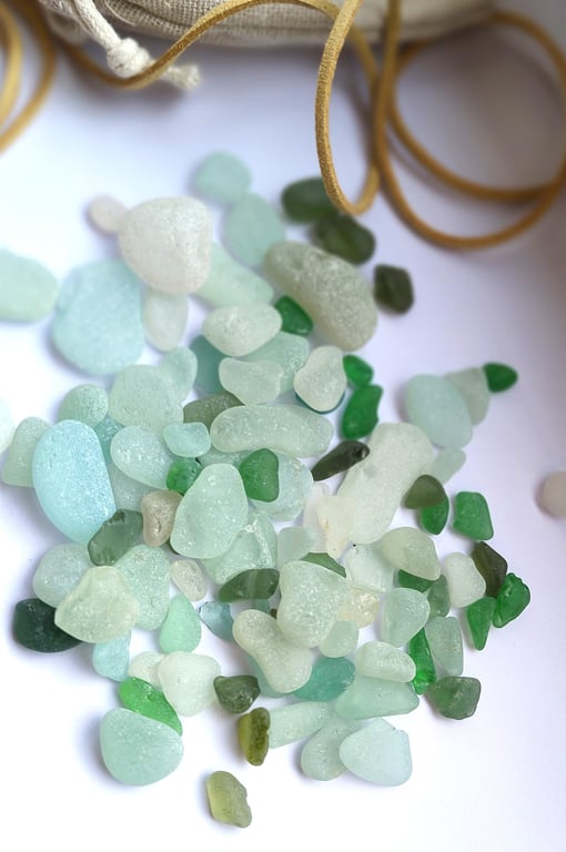 Cumbria Coastline Hand-Picked Sea Glass 100g - Seafoam & Forest Tones