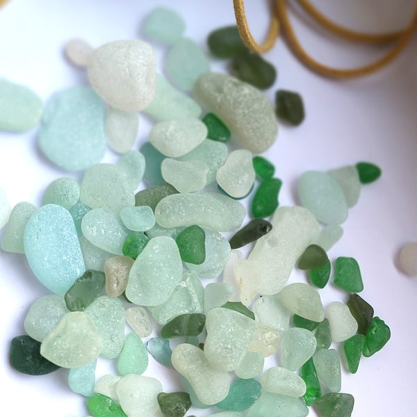 Cumbria Coastline Hand-Picked Sea Glass 100g - Seafoam & Forest Tones
