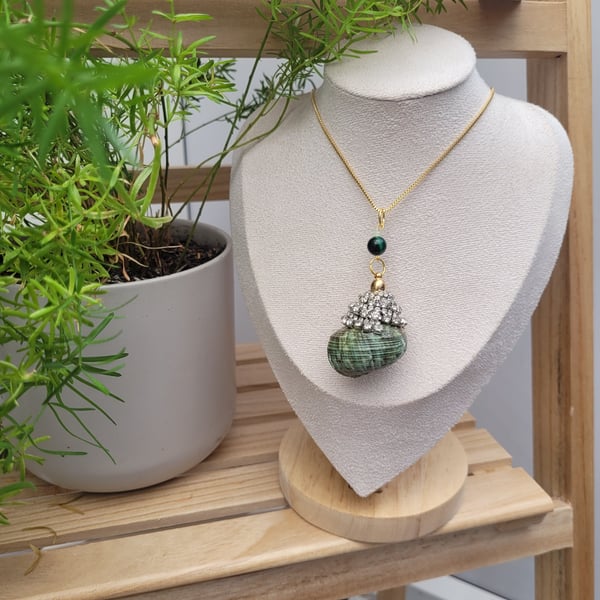 Shell Diamante Necklace 