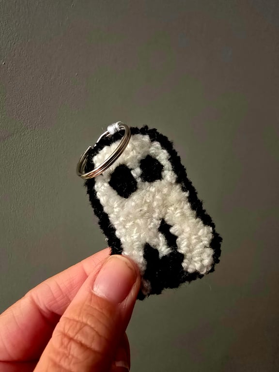 Cute Spook Ghost Punch Needle Keyring Bag Accessory 