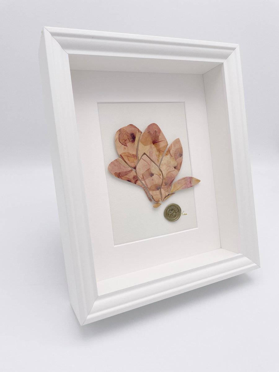 Bois-de-Vincennes, botanical artwork made of poppy and rose petals