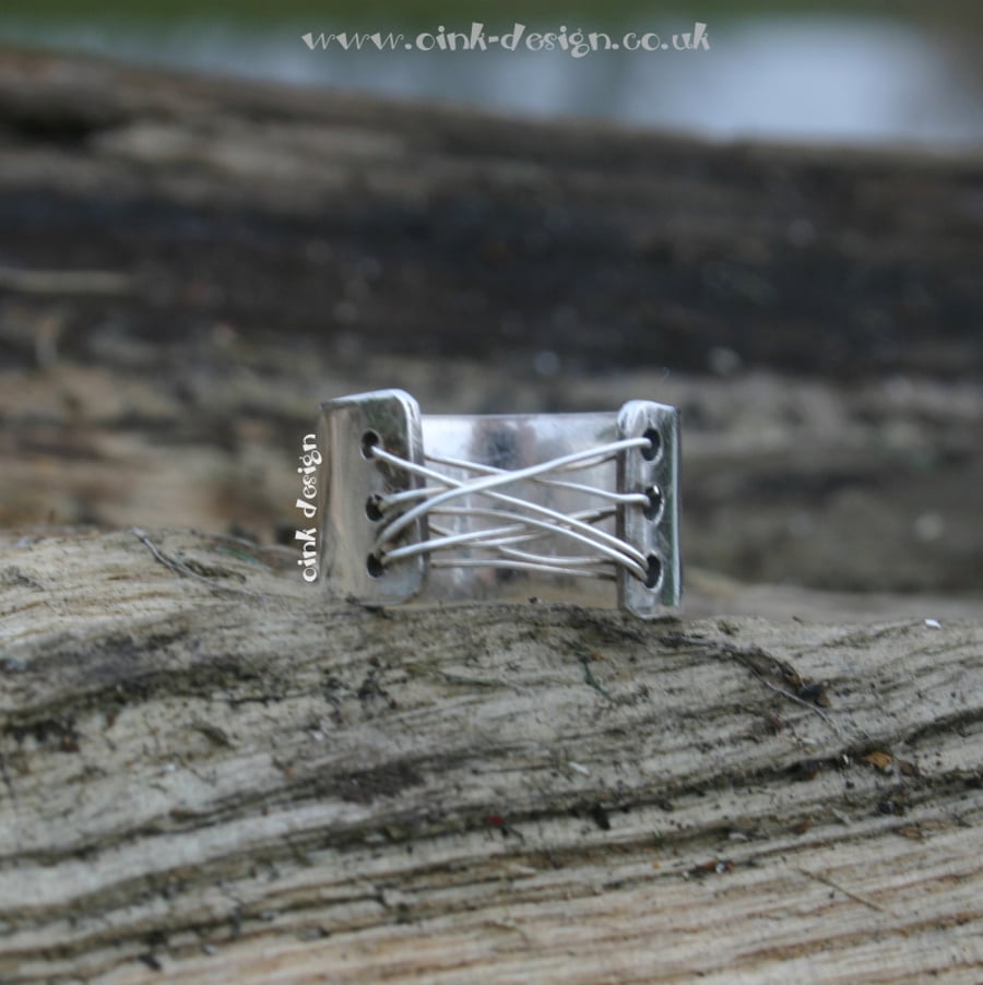 Sterling silver corset ring size I