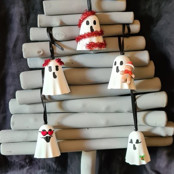 Spooky Christmas 5No 3D Ghosts - Red - Hanging Decorations 