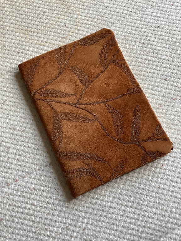 A6: Softcover - Brown Sparkle Leaf Pattern Italian leatherbound Sketchbook