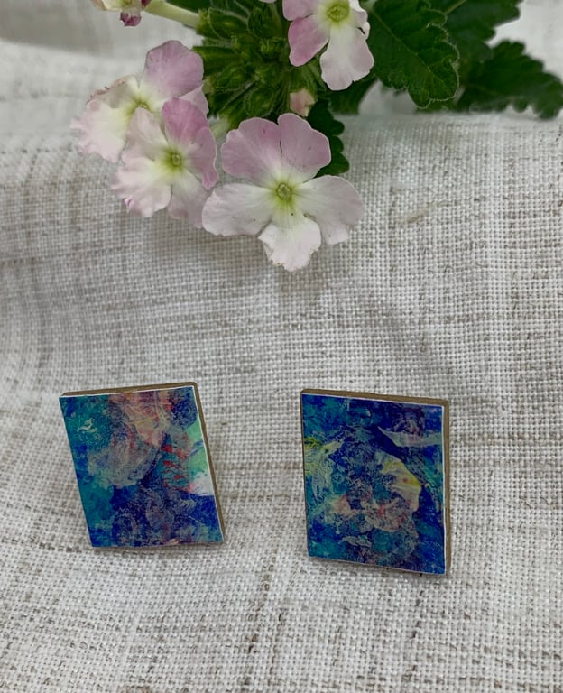 Stainless steel post earrings 