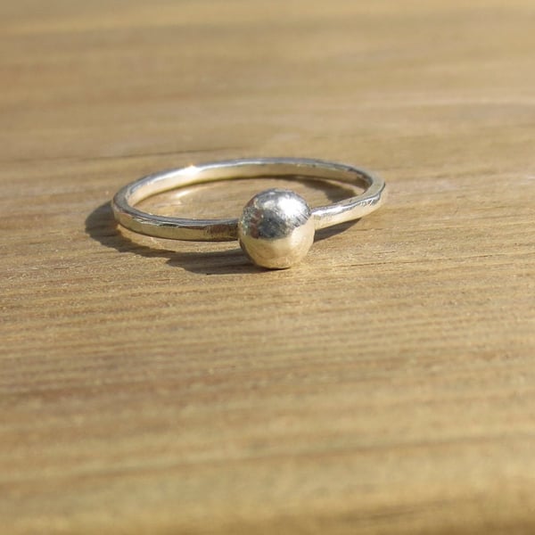 Silver Solitaire Pebble Stacking Ring - Made in your size to order