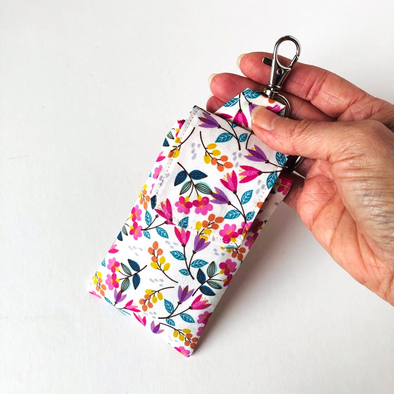 Pretty floral clip pouch, lipstick pouch