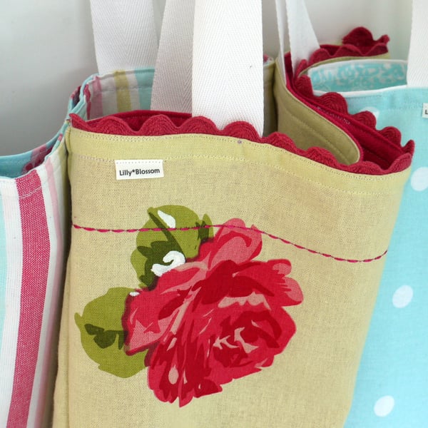 PDF Reversible Tea Towel Tote Sewing Pattern by LillyBlossom