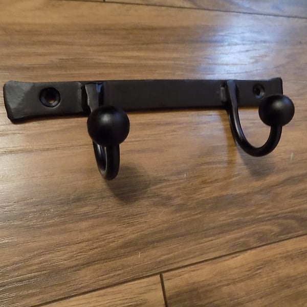 Quality Robe Rail..................Wrought Iron (Forged Steel) Free Fitting Kit.