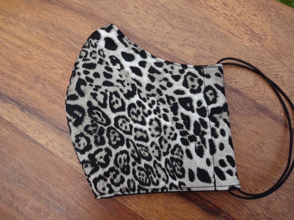 Face Mask size MEDIUM